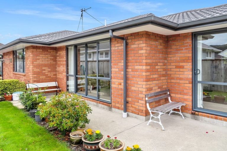 Photo of property in 5a Rongonui Street, Elderslea, Upper Hutt, 5018