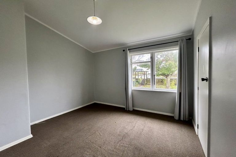 Photo of property in 78-80 Hereford Street, Cannons Creek, Porirua, 5024
