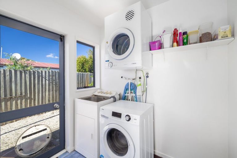 Photo of property in 3/32 Torrens Road, Hillmorton, Christchurch, 8024