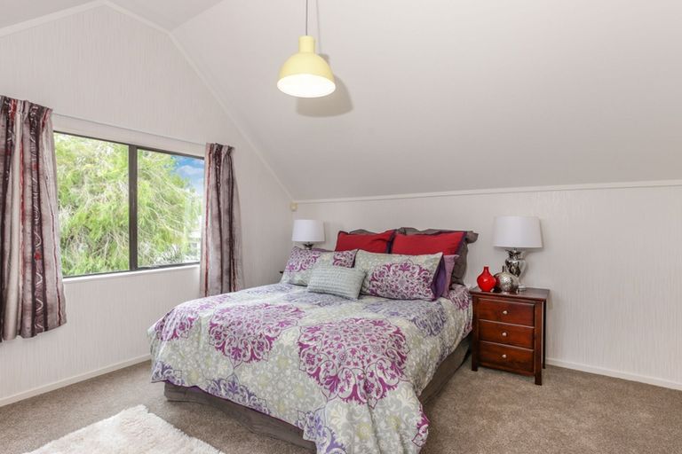 Photo of property in 1/29 Hill Crescent, New Lynn, Auckland, 0600