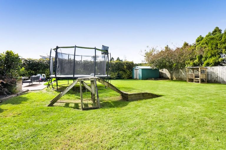 Photo of property in 513 Richmond Road, Lepperton, New Plymouth, 4373