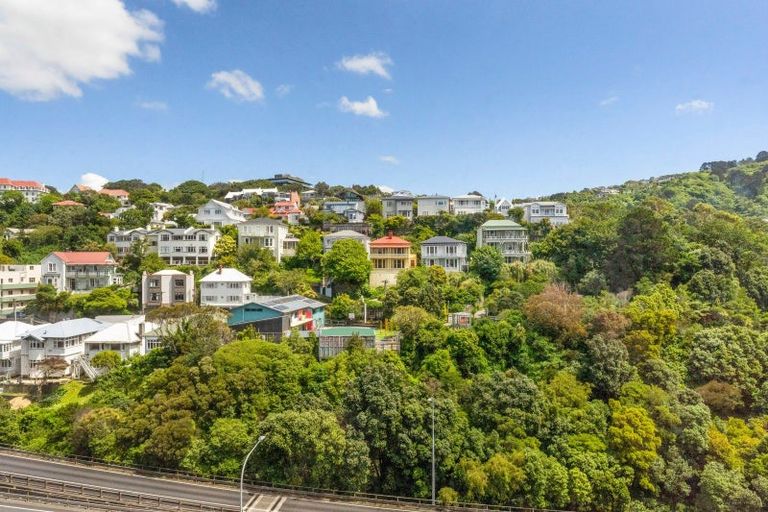 Photo of property in Terrace Tower Apartments, 10e/126 The Terrace, Wellington Central, Wellington, 6011