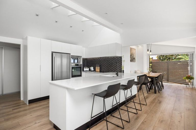 Photo of property in 65 Hinewa Road, Otumoetai, Tauranga, 3110