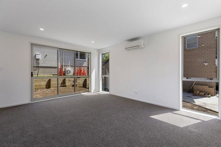Photo of property in 47b Lynwood Road, New Lynn, Auckland, 0600