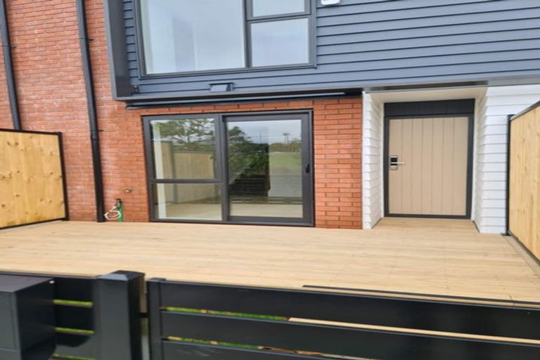 Photo of property in 91 Settlers Avenue, Hobsonville, Auckland, 0618