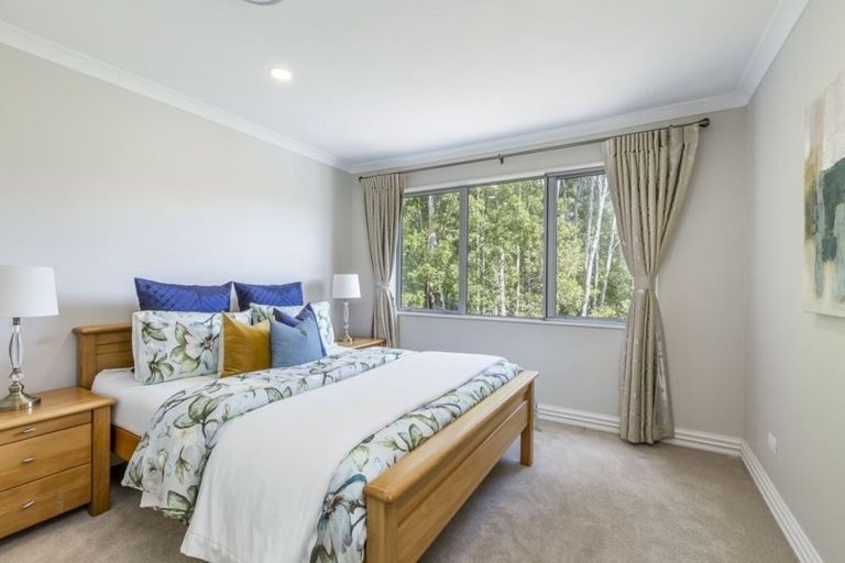 Photo of property in 47 Blacks Road, Greenhithe, Auckland, 0632