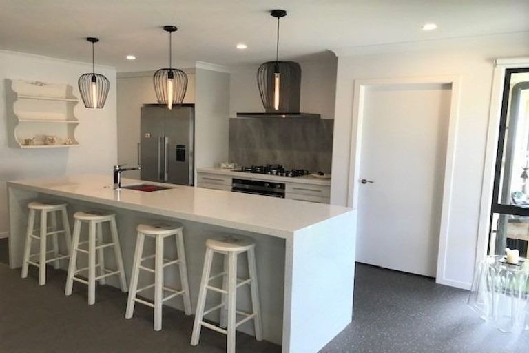 Photo of property in 54 Te Kio Crescent, Papamoa Beach, Papamoa, 3118