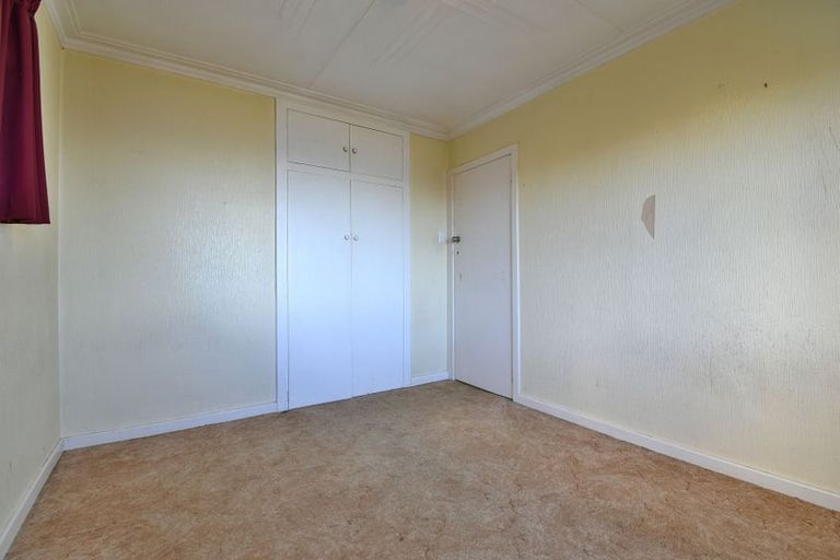 Photo of property in 131 Easther Crescent, Kew, Dunedin, 9012