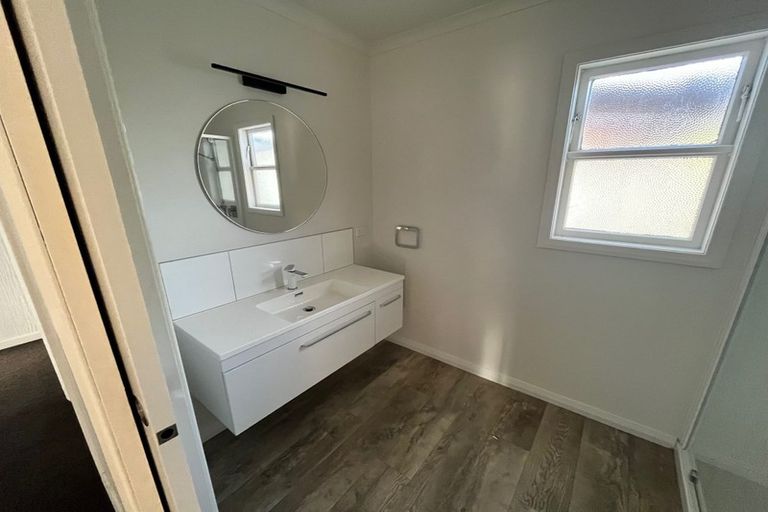 Photo of property in 14 Kingston Street, Awapuni, Palmerston North, 4412