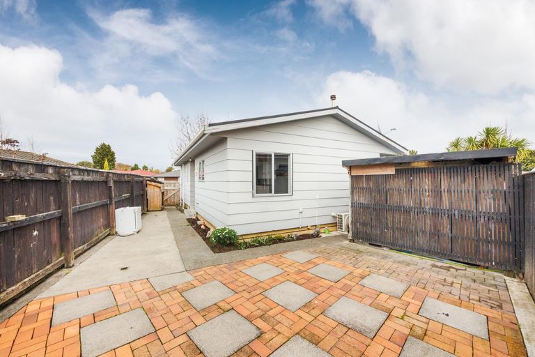 Photo of property in 18a Newton Place, Westbrook, Palmerston North, 4412