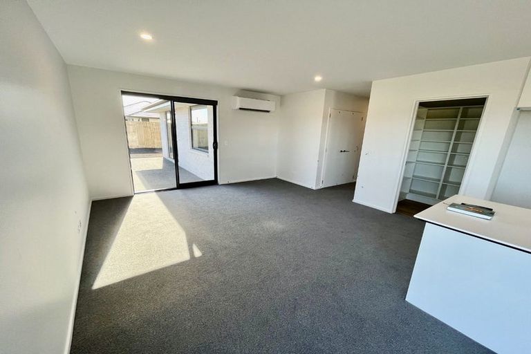 Photo of property in 24 Ned Place, Halswell, Christchurch, 8025