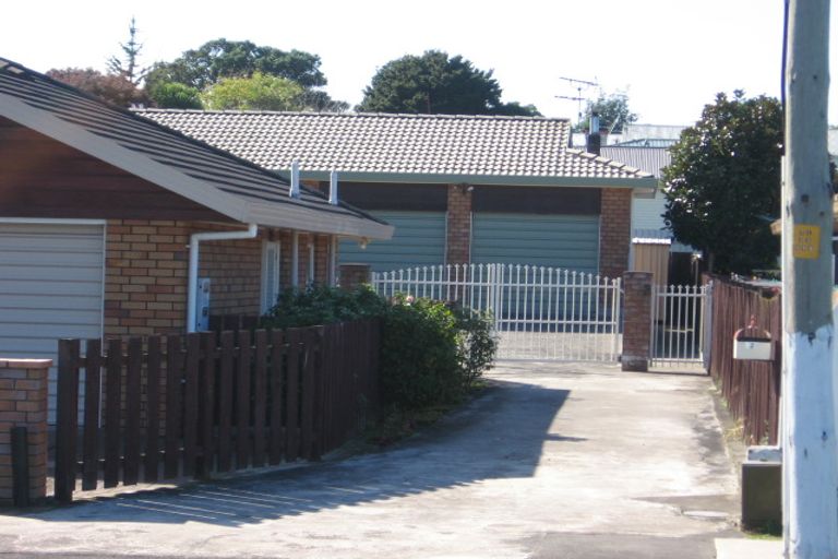 Photo of property in 72a Wallace Road, Papatoetoe, Auckland, 2025