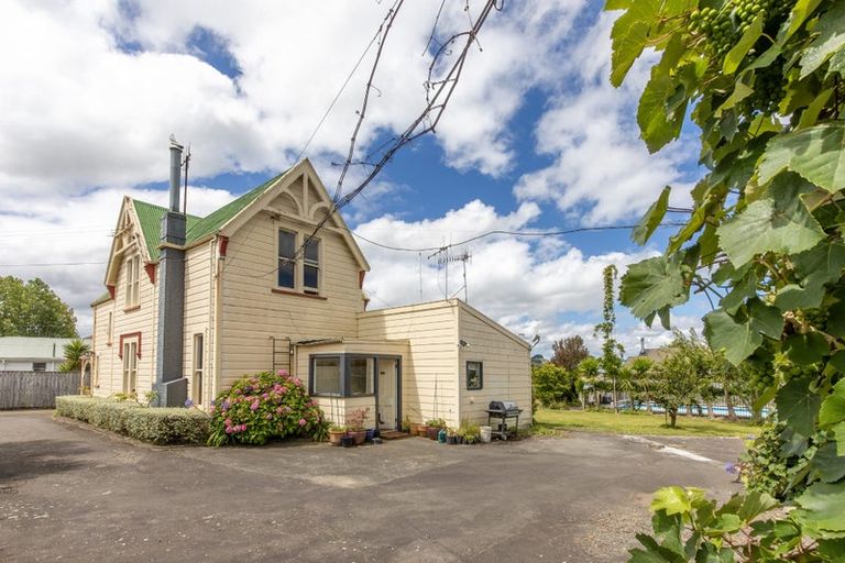 Photo of property in 31 Porangahau Road, Waipukurau, 4200
