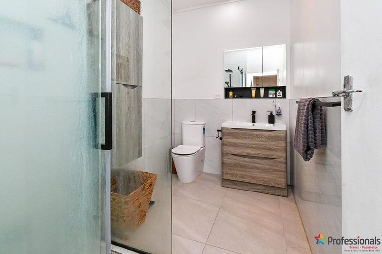 Photo of property in 9 Plunket Avenue, Papatoetoe, Auckland, 2104