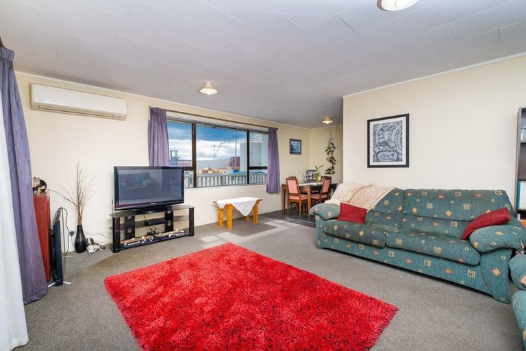 Photo of property in 1a Hornsey Road, Bluff Hill, Napier, 4110