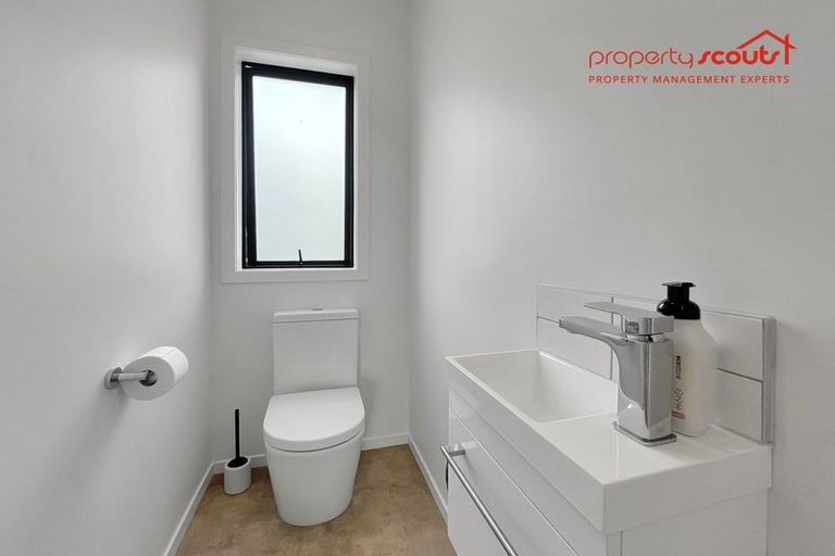 Photo of property in 9/28 Westgate Drive, Westgate, Auckland, 0614