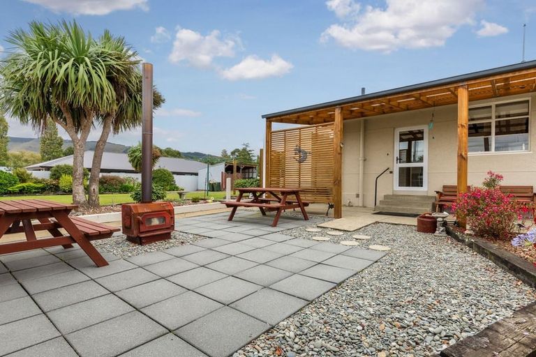 Photo of property in 57 Mill Road, Waimate, 7924