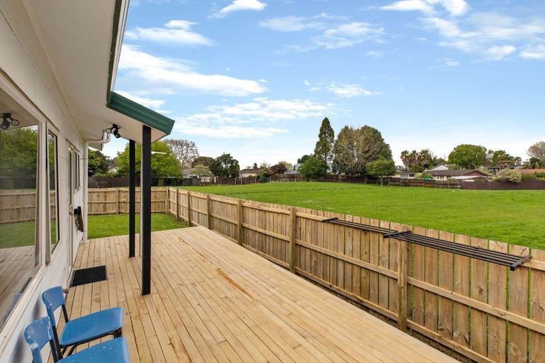 Photo of property in 15a Melleray Place, Randwick Park, Auckland, 2105