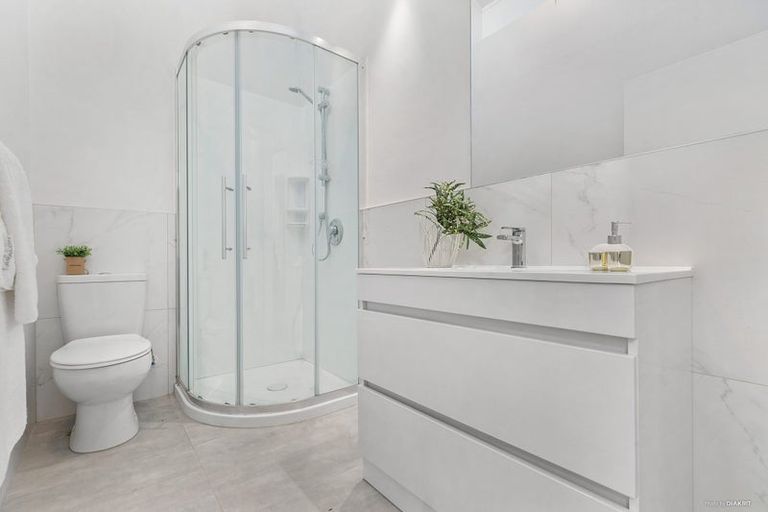 Photo of property in 7/35 Swanson Road, Henderson, Auckland, 0610