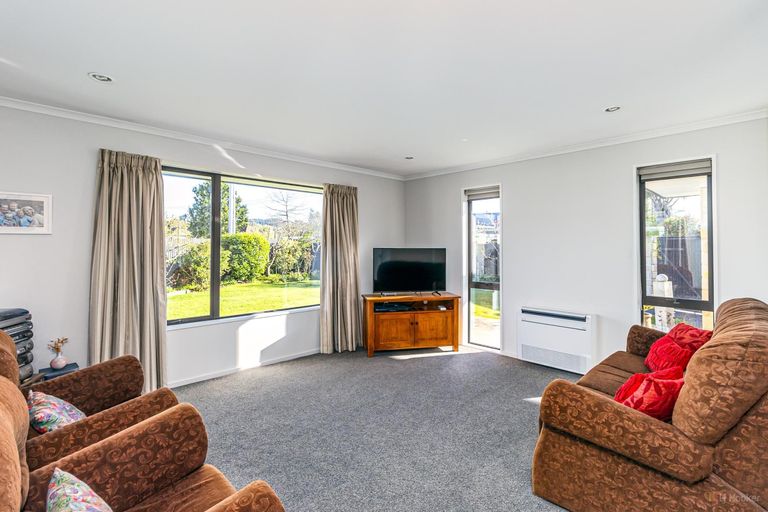 Photo of property in 10 South Terrace Road, Geraldine, 7930