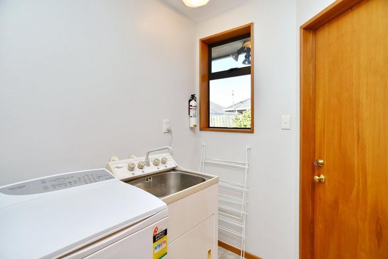 Photo of property in 3/11 Owens Terrace, Upper Riccarton, Christchurch, 8041