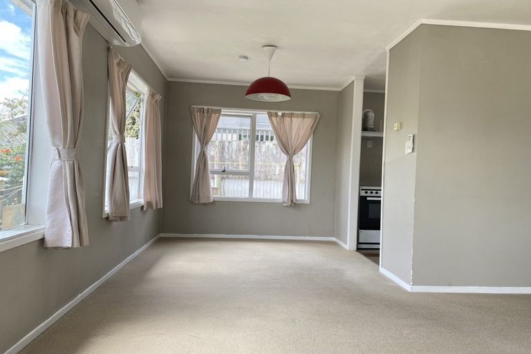 Photo of property in 1/61a Strid Road, Te Atatu South, Auckland, 0610