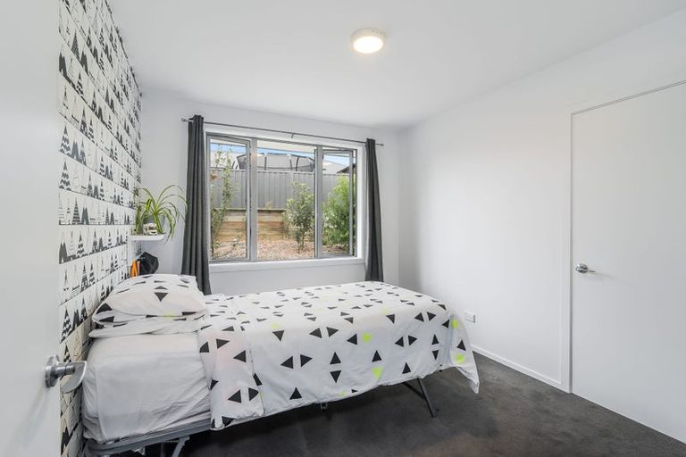 Photo of property in 69 Grandvista Drive, Green Island, Dunedin, 9018