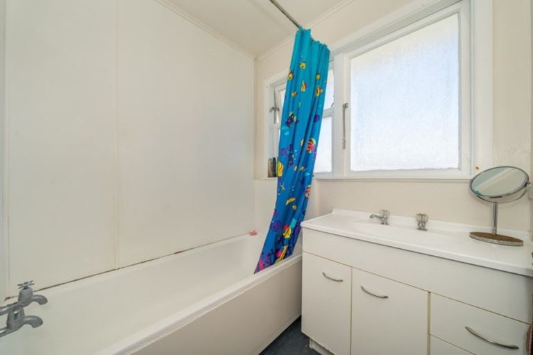 Photo of property in 78 Clifford Road, Johnsonville, Wellington, 6037