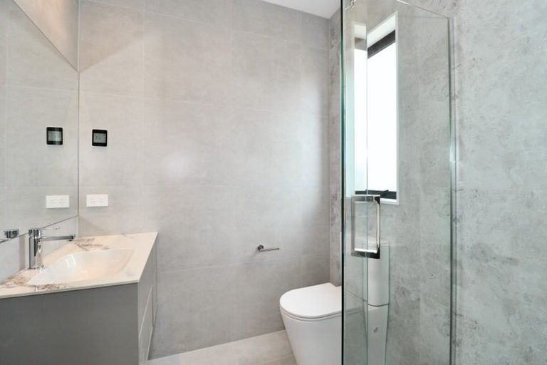 Photo of property in 13 Ngakau Road, Karaka, 2113