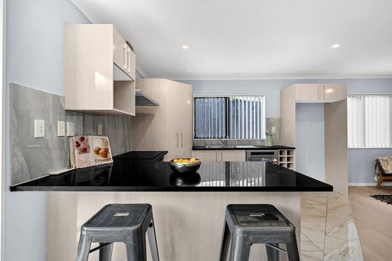 Photo of property in 36a Greenhaven Avenue, Opaheke, Papakura, 2113