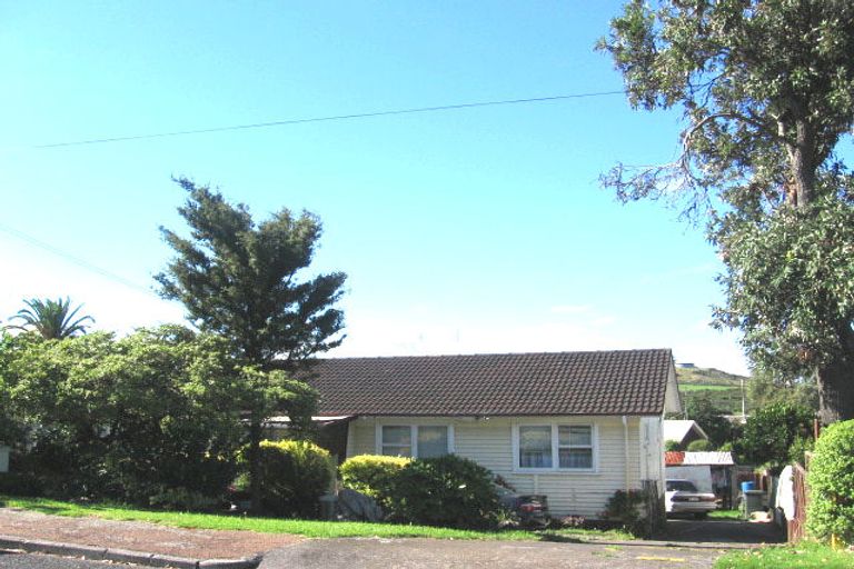 Photo of property in 1 Johnston Road, Mount Wellington, Auckland, 1060