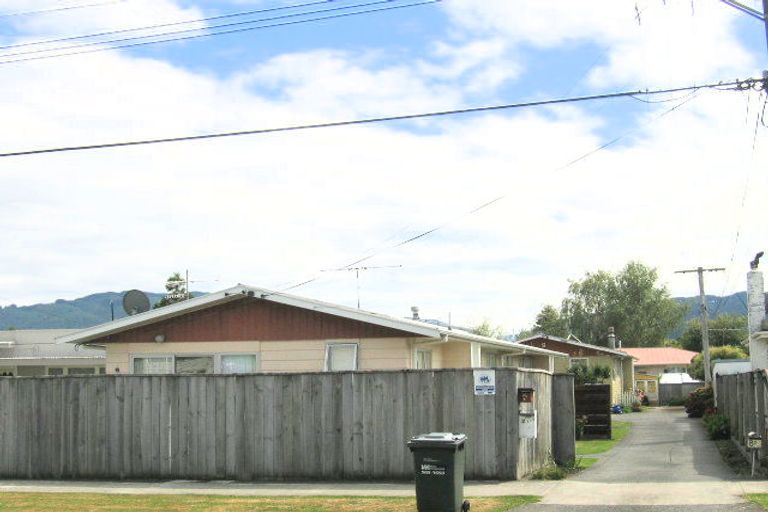 Photo of property in 1/8 Wilford Street, Wallaceville, Upper Hutt, 5018