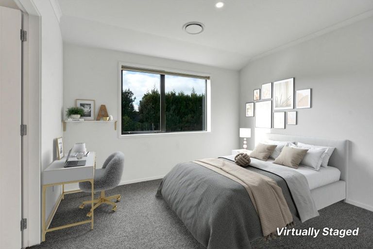 Photo of property in 31 Ninia Road, Paraite, New Plymouth, 4373