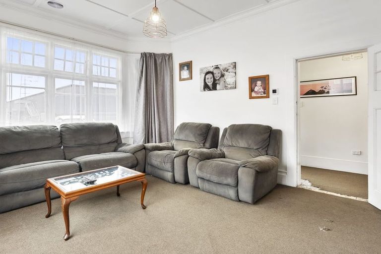 Photo of property in 69 Burns Street, South Dunedin, Dunedin, 9012