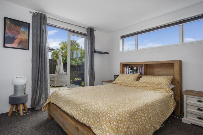 Photo of property in 28 Marion Crescent, Papamoa Beach, Papamoa, 3118