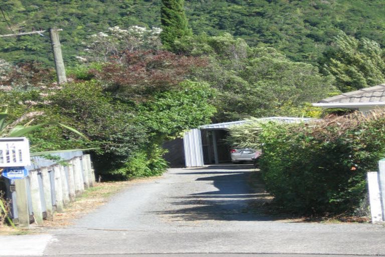 Photo of property in 14 Whangakoko Grove, Birchville, Upper Hutt, 5018