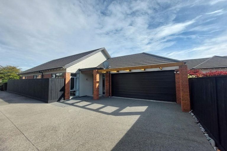 Photo of property in 31 Henley Green, Northwood, Christchurch, 8051
