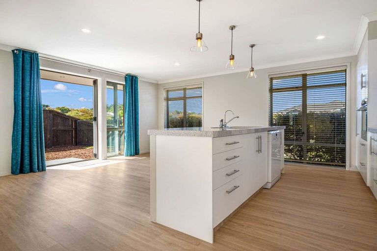 Photo of property in 5 Barbary Close, Wharewaka, Taupo, 3330