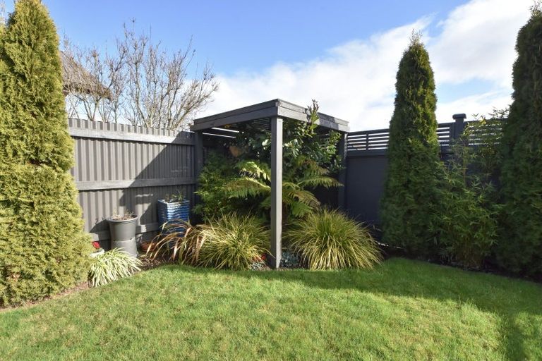 Photo of property in 2 Hereford Drive, Carterton, 5713