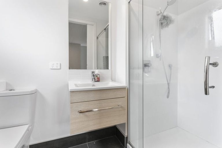 Photo of property in 9/4163 Great North Road, Glen Eden, Auckland, 0602