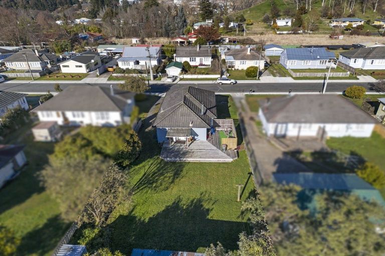 Photo of property in 17 Takahe Street, Taihape, 4720