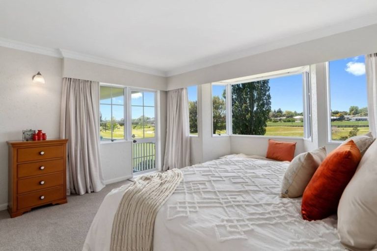 Photo of property in 56 Links View Drive, Omokoroa, 3114