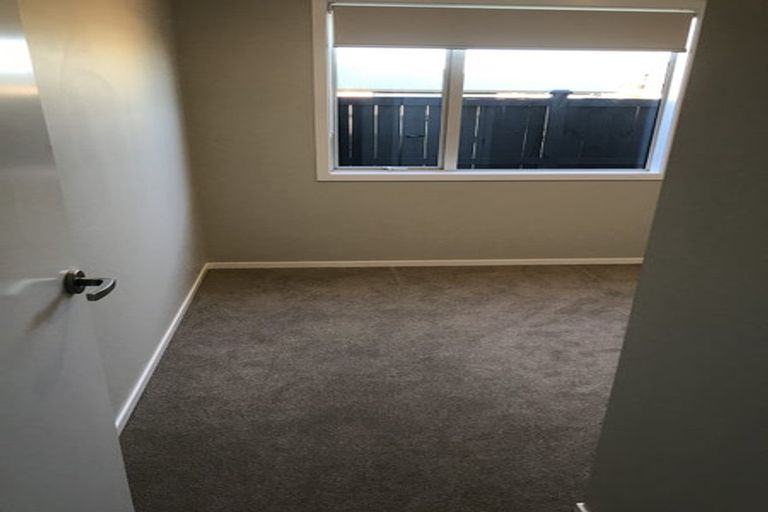 Photo of property in 41 Vogwill Road, Kumeu, 0810