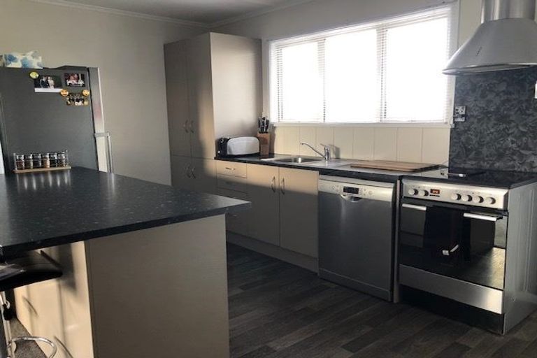 Photo of property in 12 Stirrat Street, Kingswell, Invercargill, 9812