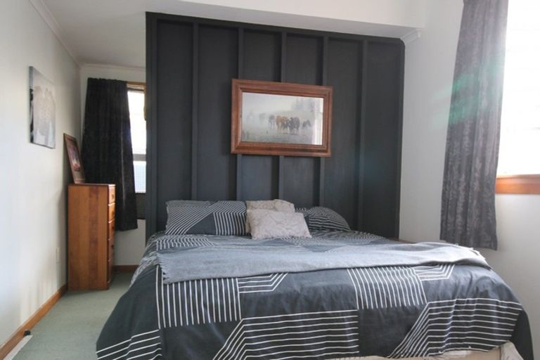 Photo of property in 72 Shearman Street, Waimate, 7924