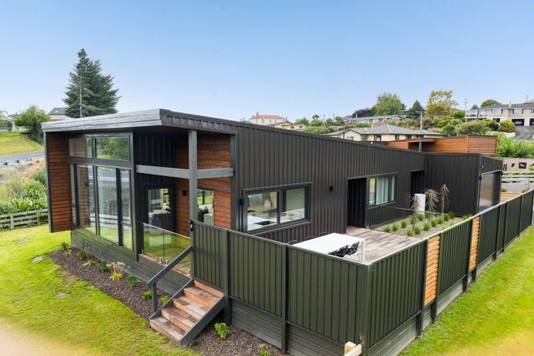 Photo of property in 20 Coach Road, Fairfield, Dunedin, 9018