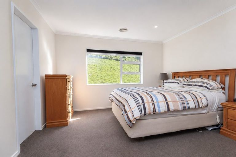 Photo of property in 45 Melksham Drive, Churton Park, Wellington, 6037