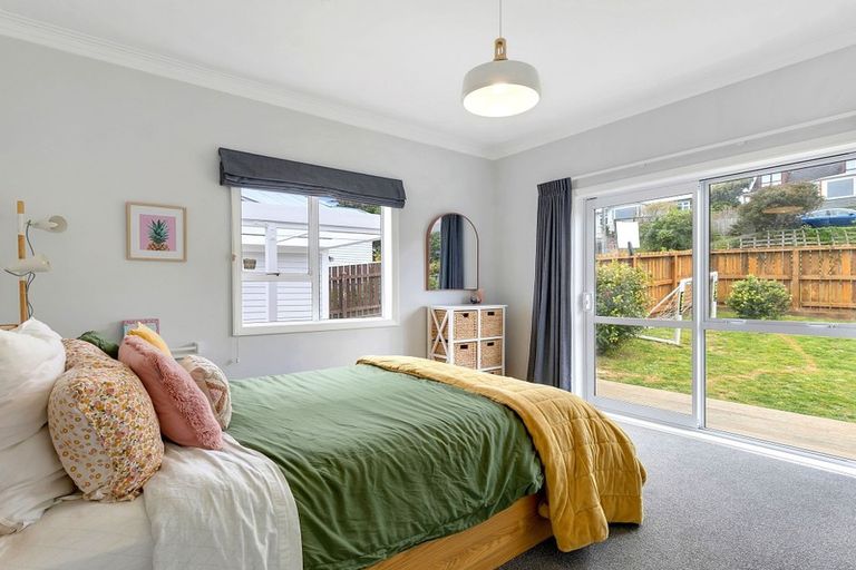 Photo of property in 13 Tawa Terrace, Tawa, Wellington, 5028