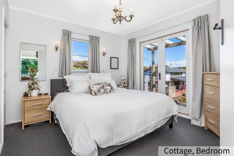 Photo of property in 106 Paetawa Road, Peka Peka, Waikanae, 5391