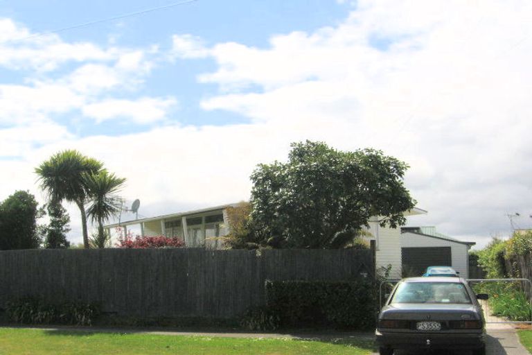 Photo of property in 2/12 Sunset Street, Hilltop, Taupo, 3330